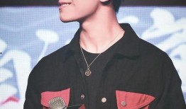 新闻大爆料易烊千玺,新闻大爆料背后的青春偶像成长记