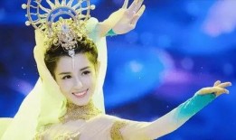 秦霄贤哈妮克孜娱乐爆料,揭秘明星幕后故事