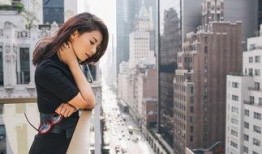 街拍娱乐大爆料是什么,揭秘明星幕后故事与时尚潮流